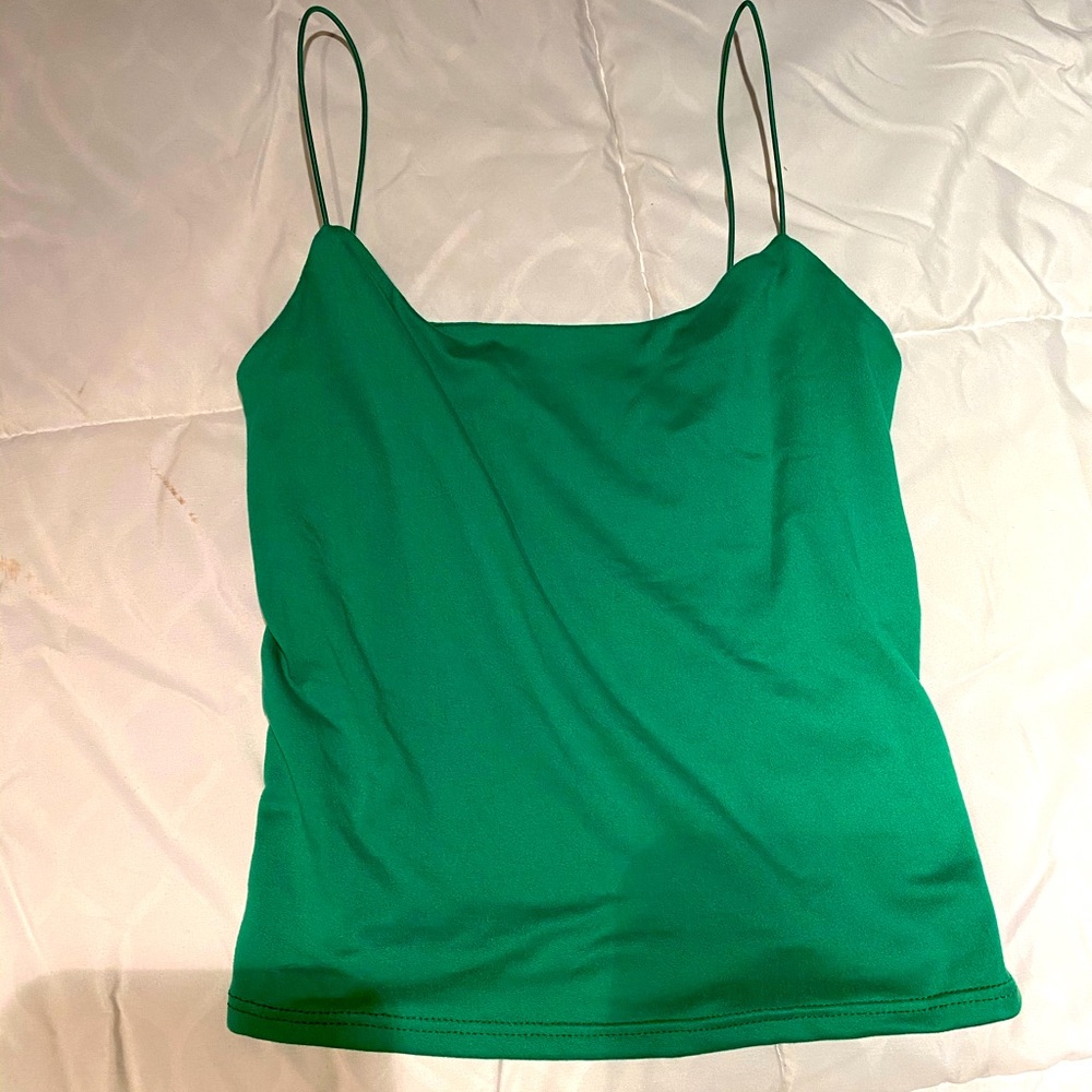 Basic green crop top